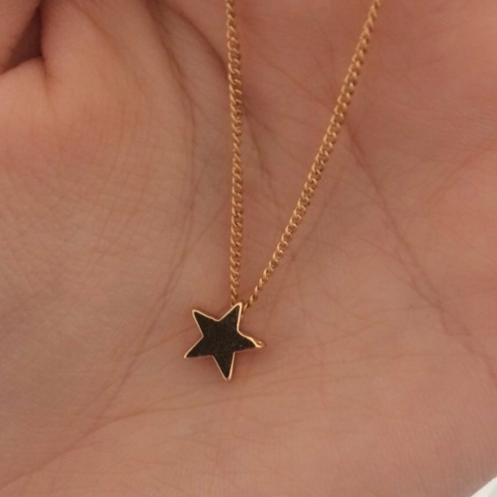 ✨Gold Plated Star Choker Necklace✨ - Picture 4 of 4